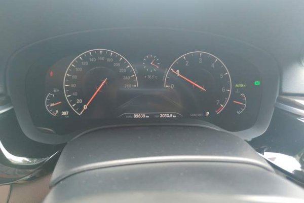 BMW 5 Series 2019, 89600 км, за 20842 USD - фото 11