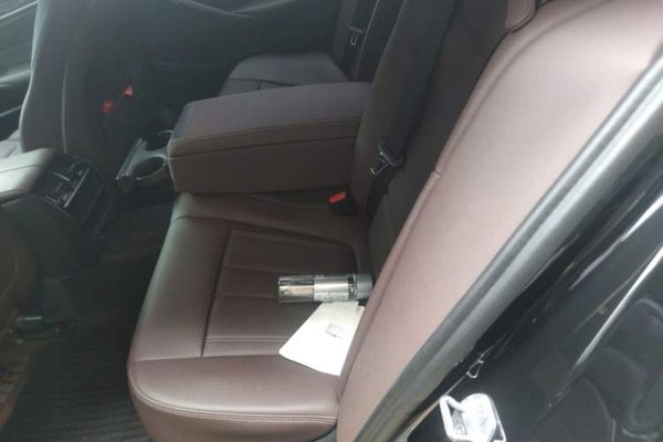 BMW 5 Series 2019, 89600 км, за 20842 USD - фото 17