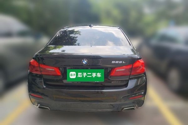 BMW 5 Series 2019, 89600 км, за 20842 USD