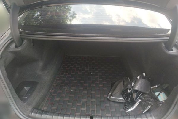BMW 5 Series 2019, 89600 км, за 20842 USD - фото 19
