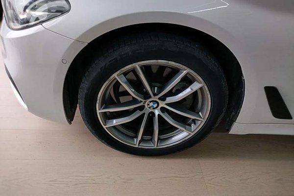 BMW 5 Series 2019, 129300 км, за 21156 USD - фото 10