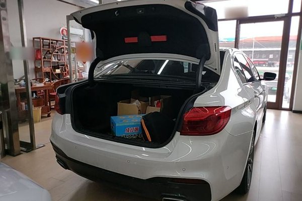 BMW 5 Series 2019, 129300 км, за 21156 USD - фото 22