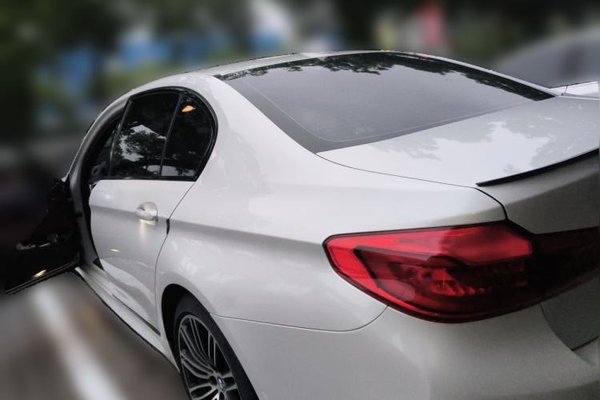 BMW 5 Series 2019, 193500 км, за 20846 USD