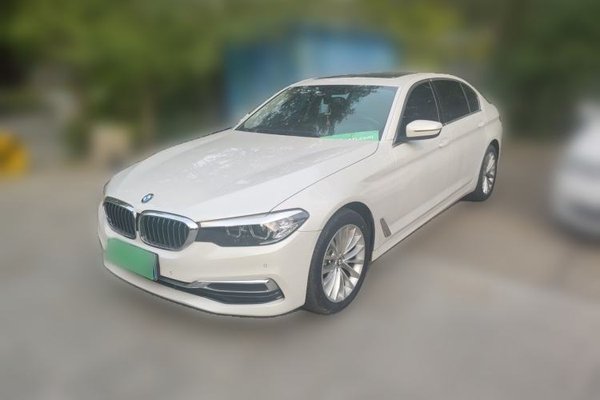 BMW 5 Series · 2019 год