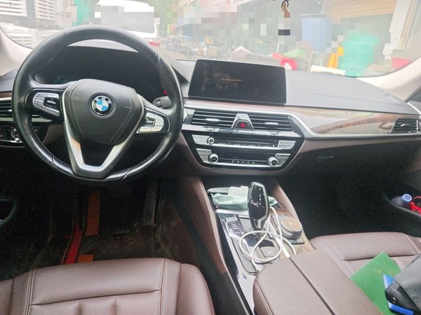 BMW 5 Series 2019, 75700 км, за 18948 USD