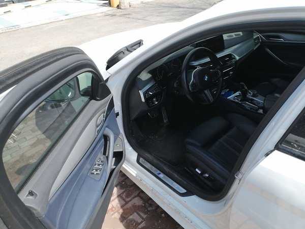 BMW 5 Series 2019, 85000 км, за 21908 USD - фото 19