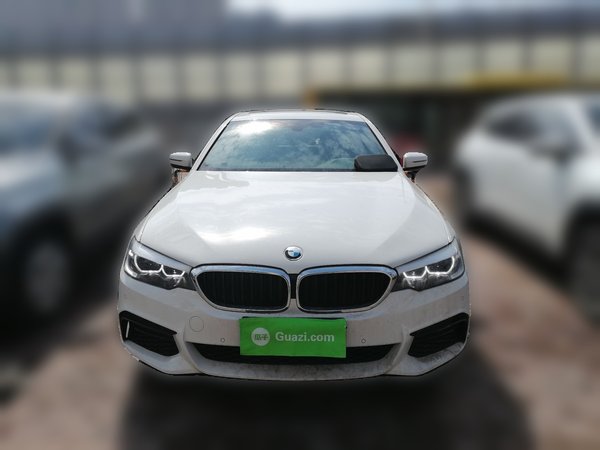 BMW 5 Series 2019, 85000 км, за 21908 USD