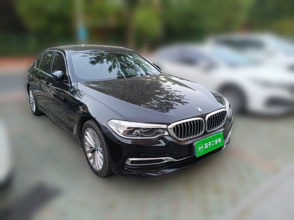 BMW 5 Series 2020, 105100 км, за 25649 USD