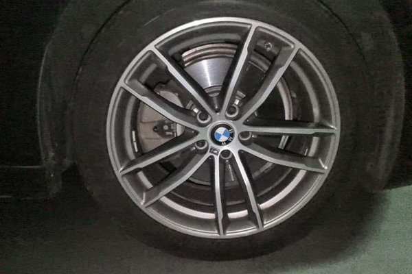 BMW 5 Series 2020, 112800 км, за 20984 USD