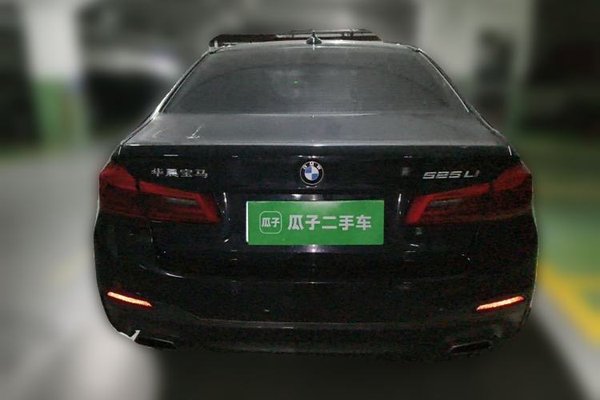 BMW 5 Series 2020, 112800 км, за 20984 USD