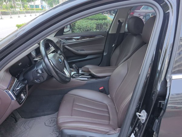 BMW 5 Series 2020, 129700 км, за 23900 USD - фото 18