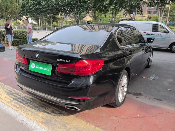 BMW 5 Series 2020, 129700 км, за 23900 USD - фото 6