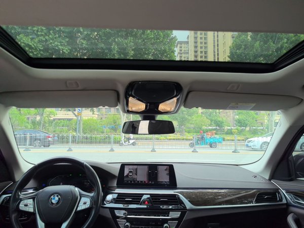 BMW 5 Series 2020, 129700 км, за 23900 USD - фото 21