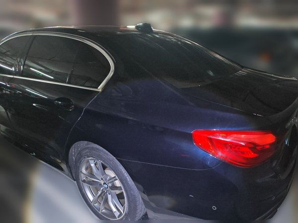 BMW 5 Series 2020, 144400 км, за 24574 USD