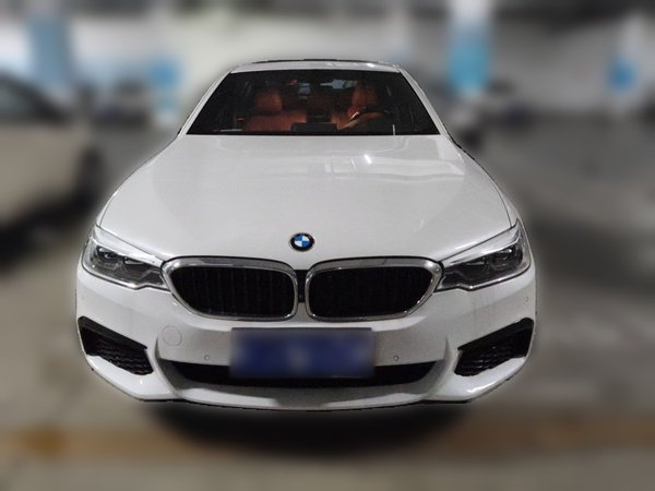 BMW 5 Series 2020, 57200 км, за 27413 USD