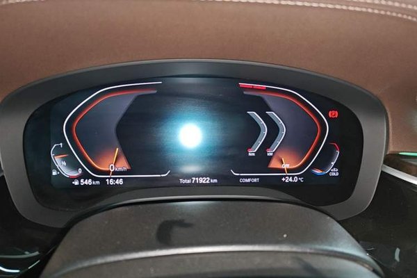 BMW 5 Series 2020, за 26782 USD - фото 15