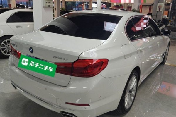 BMW 5 Series 2020, за 26782 USD - фото 6