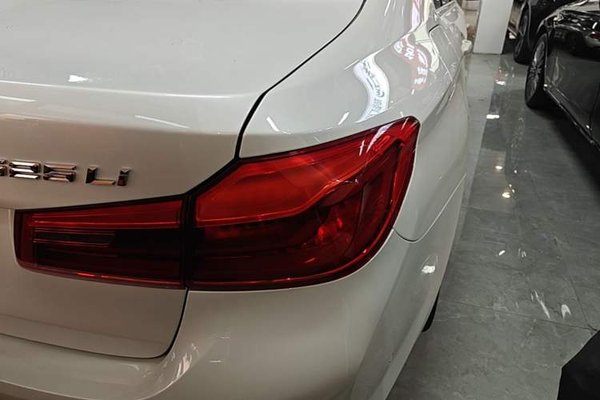 BMW 5 Series 2020, за 26782 USD - фото 7