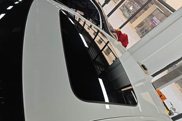 BMW 5 Series 2020, за 26782 USD - фото 11
