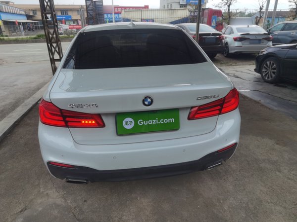 BMW 5 Series 2020, 80200 км, за 28991 USD - фото 10