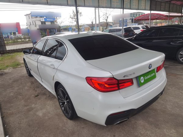 BMW 5 Series 2020, 80200 км, за 28991 USD