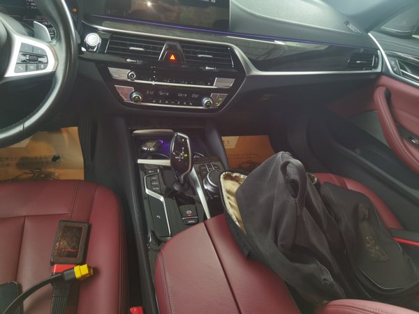 BMW 5 Series 2020, 80200 км, за 28991 USD - фото 13