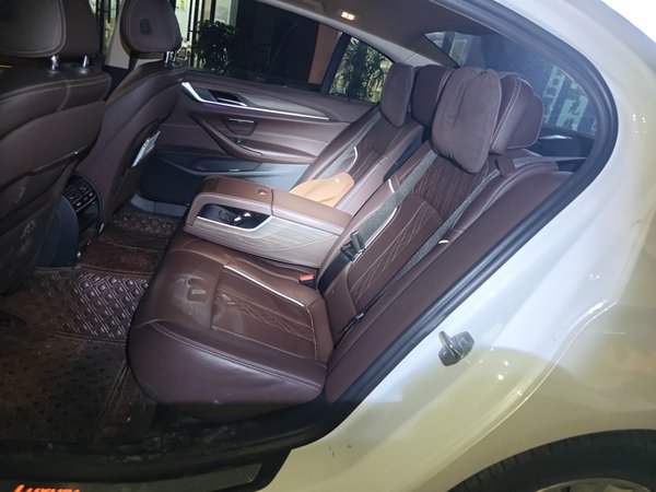 BMW 5 Series 2020, 88600 км, за 30712 USD - фото 18