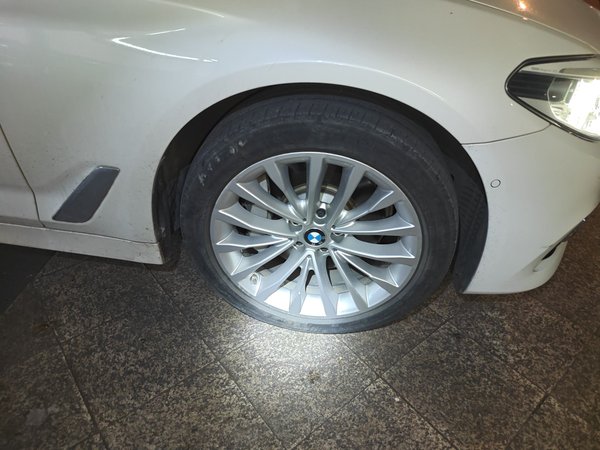 BMW 5 Series 2020, 88600 км, за 30712 USD - фото 8