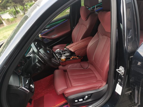 BMW 5 Series 2021, 118700 км, за 31780 USD - фото 12