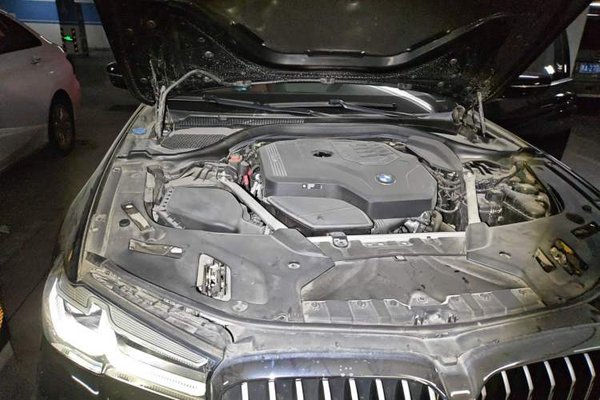 BMW 5 Series 2021, 47900 км, за 32680 USD - фото 18