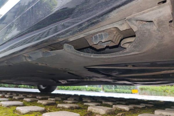 BMW 5 Series 2021, 58000 км, за 32618 USD - фото 28