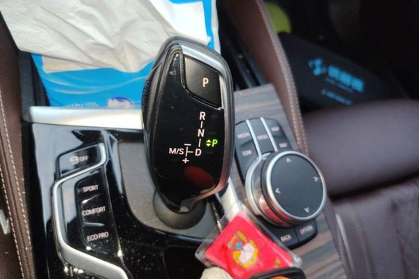 BMW 5 Series 2021, 58000 км, за 32618 USD - фото 14