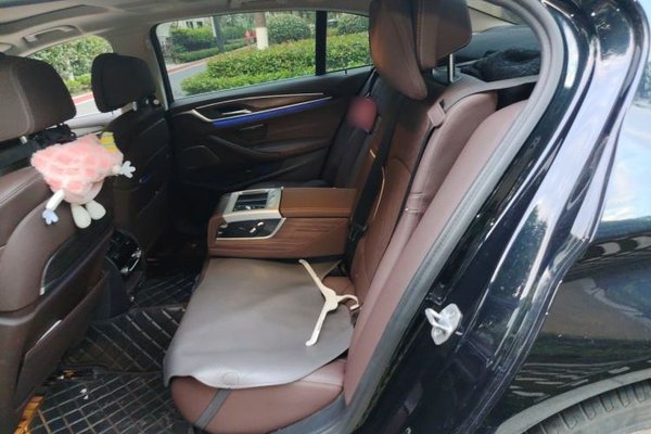 BMW 5 Series 2021, 58000 км, за 32618 USD - фото 17