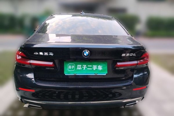 BMW 5 Series 2021, 58000 км, за 32618 USD