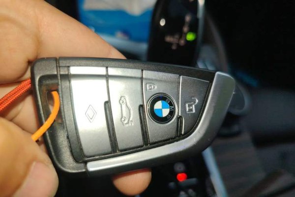 BMW 5 Series 2021, 58000 км, за 32618 USD - фото 20