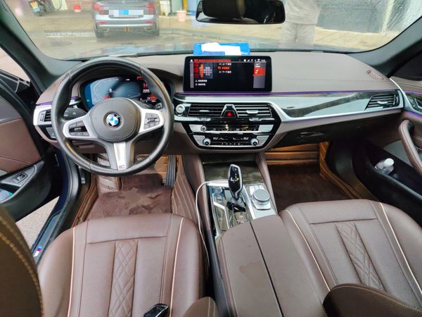 BMW 5 Series 2021, 68600 км, за 30839 USD - фото 10