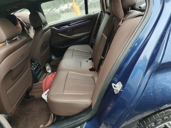 BMW 5 Series 2021, 68600 км, за 30839 USD - фото 18