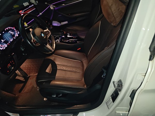 BMW 5 Series 2021, 159200 км, за 30822 USD - фото 11