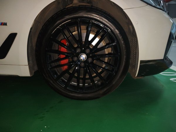 BMW 5 Series 2021, 69300 км, за 30403 USD