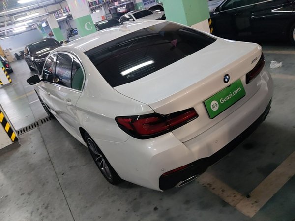BMW 5 Series 2021, 71200 км, за 29062 USD