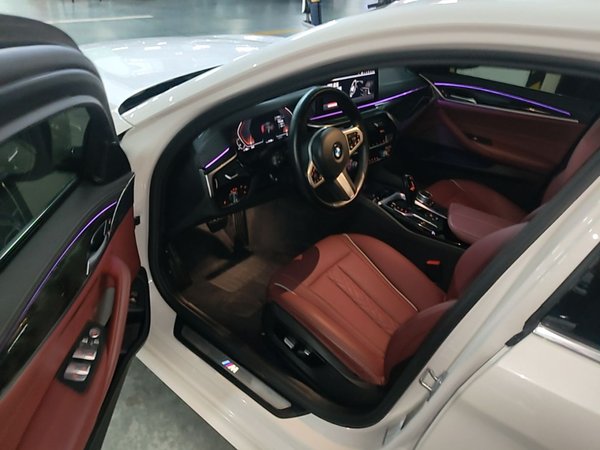 BMW 5 Series 2021, 71200 км, за 29062 USD - фото 19