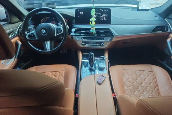BMW 5 Series 2021, 73000 км, за 32892 USD - фото 10