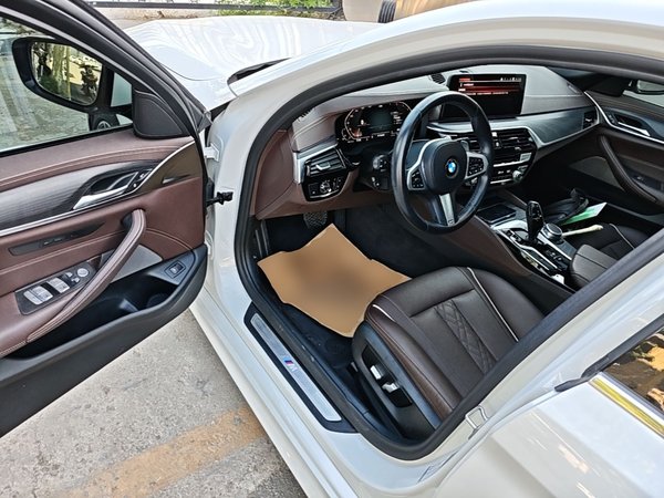 BMW 5 Series 2021, 74700 км, за 33892 USD - фото 19