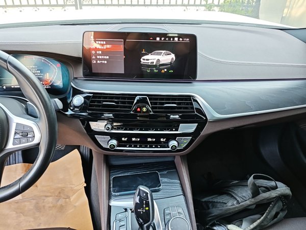 BMW 5 Series 2021, 74700 км, за 33892 USD - фото 16