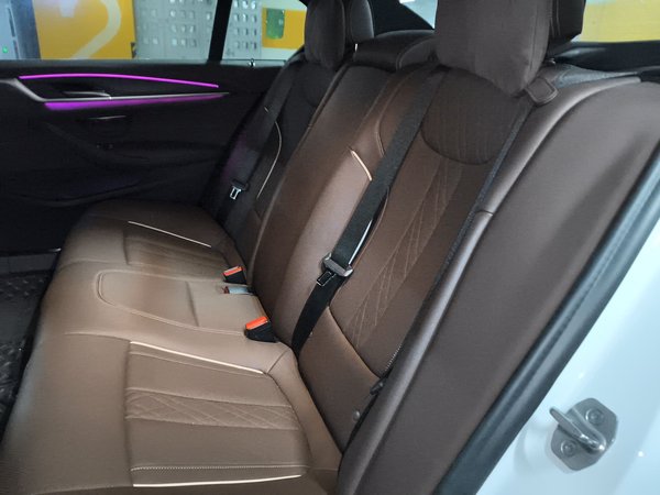 BMW 5 Series 2021, 74900 км, за 33657 USD - фото 19