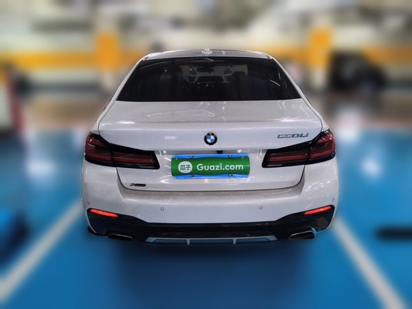 BMW 5 Series · 2021 год