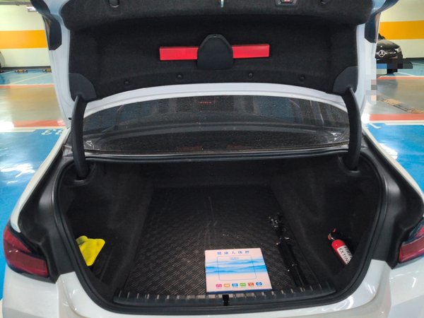 BMW 5 Series 2021, 74900 км, за 33657 USD - фото 13