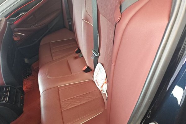 BMW 5 Series 2022, 107899 км, за 32154 USD - фото 24
