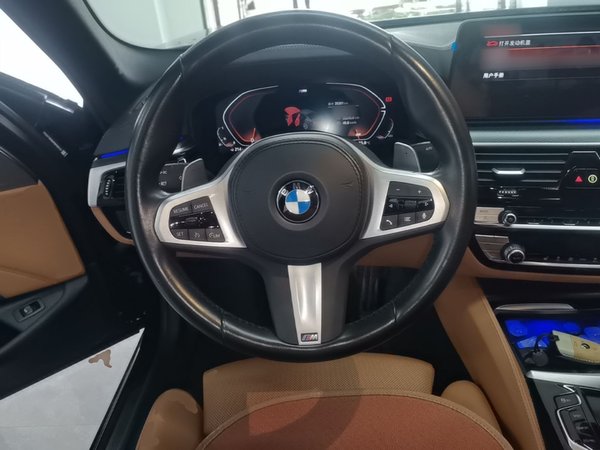 BMW 5 Series 2022, 35200 км, за 37990 USD - фото 14