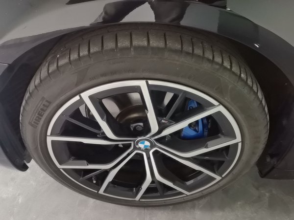 BMW 5 Series 2022, 35200 км, за 37990 USD - фото 8